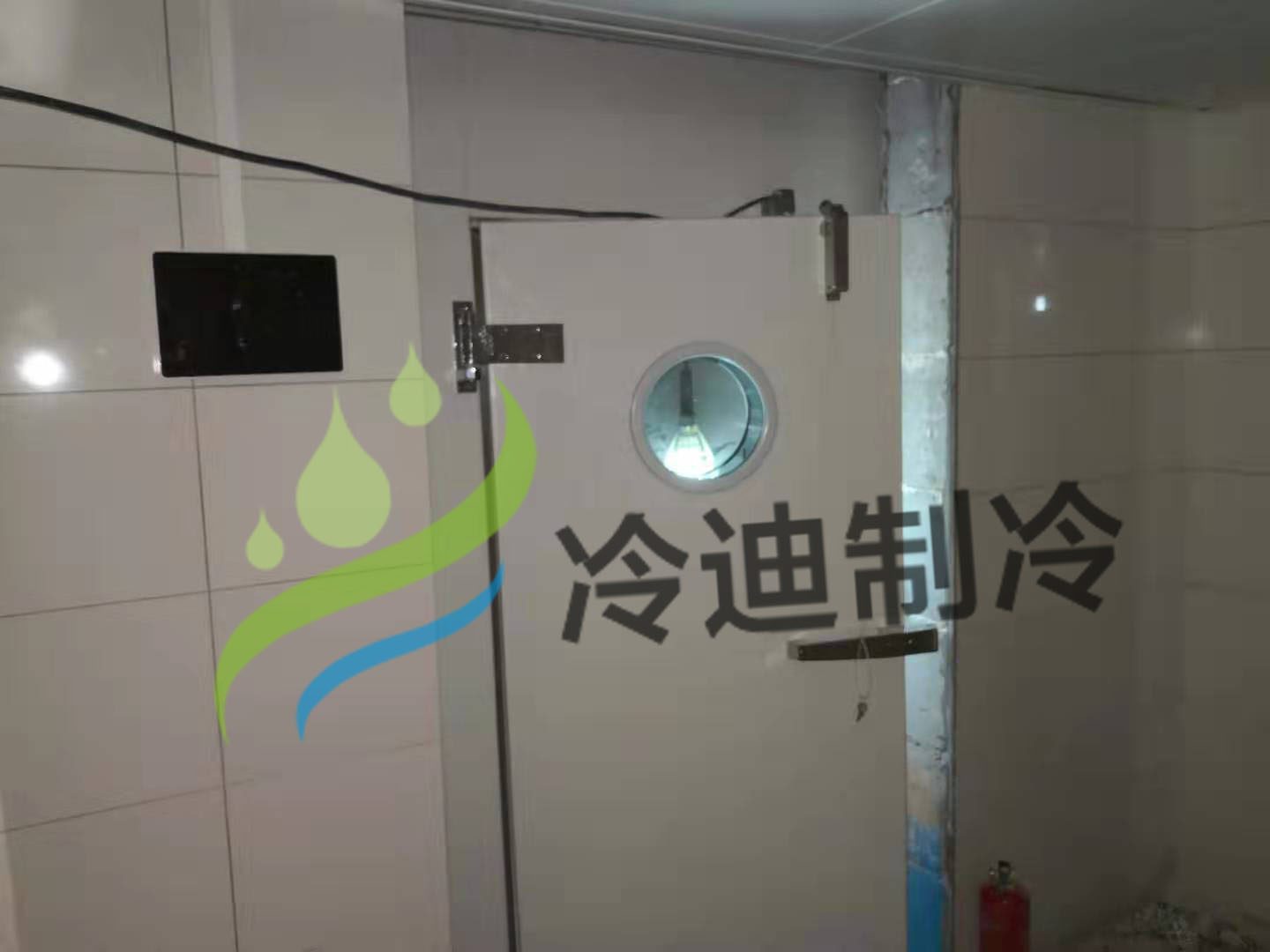 速凍庫(kù)的儲(chǔ)存特點(diǎn)？以及速凍冷庫(kù)的保養(yǎng)維護(hù)？(圖1)